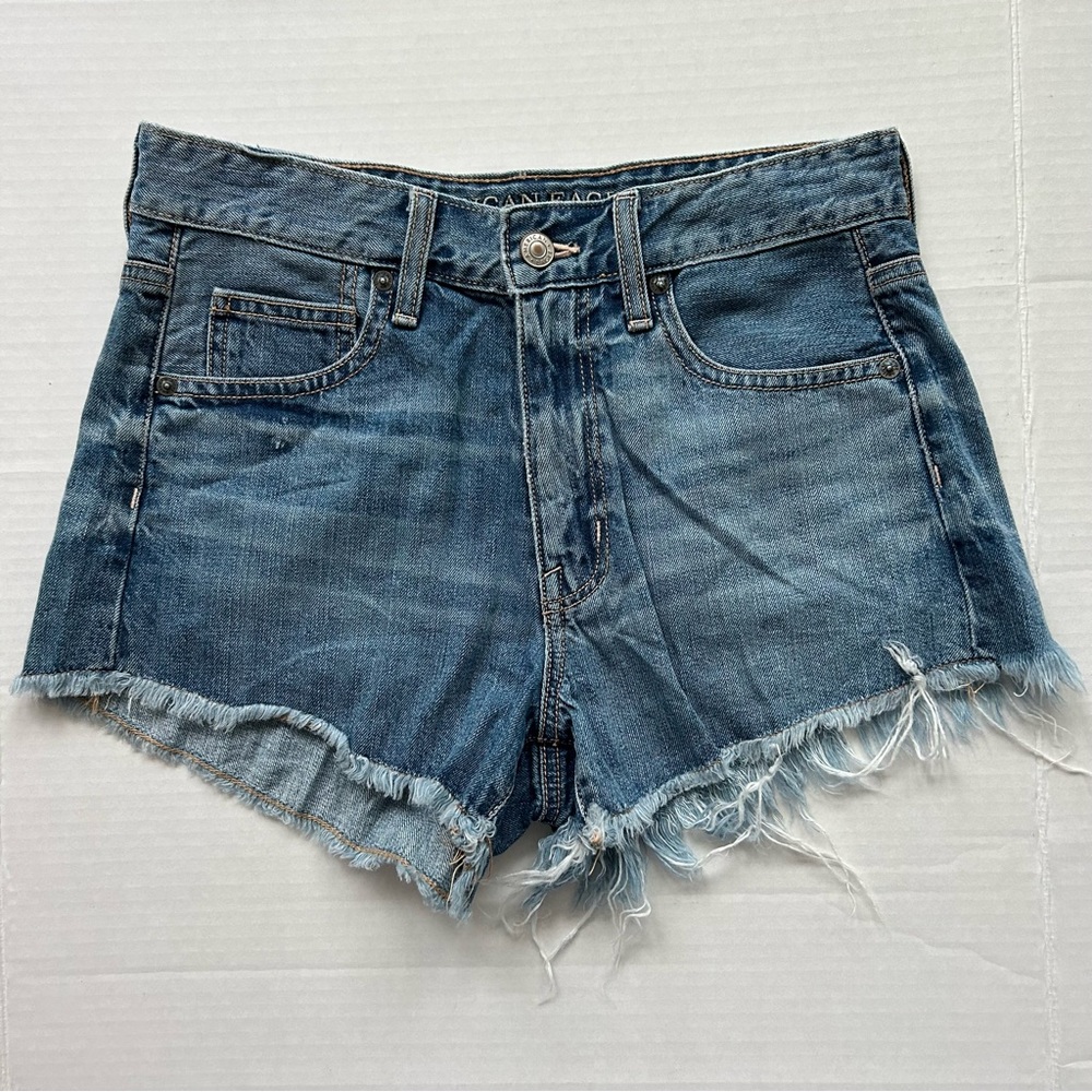 American Eagle Ripped Cutoff Denim Jean‎ Shorts Size 4